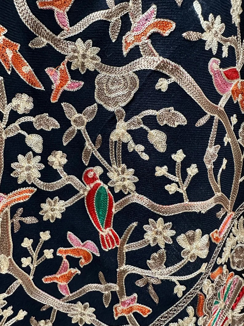 Pictorial Birds of Paradise Kashmiri Ari Silk Thread