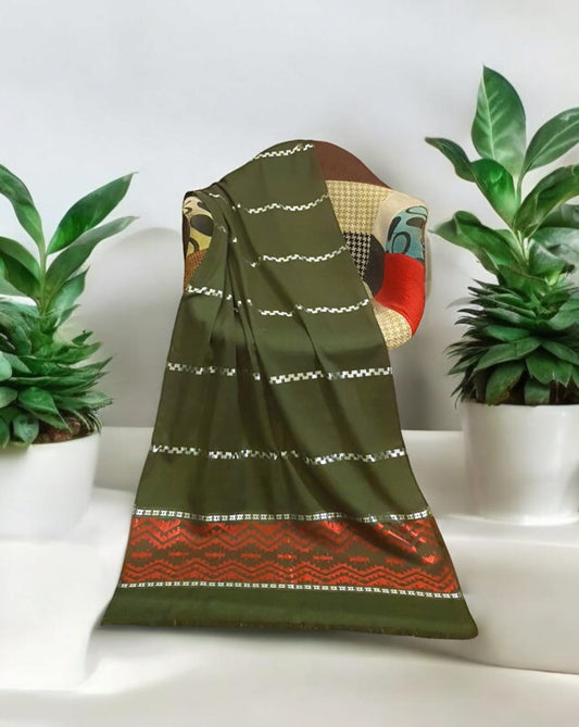 Jacquard Border Stole