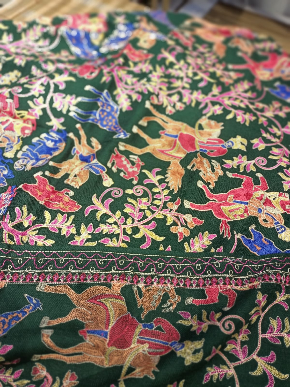 Shikargah Embroiderd Pashmina