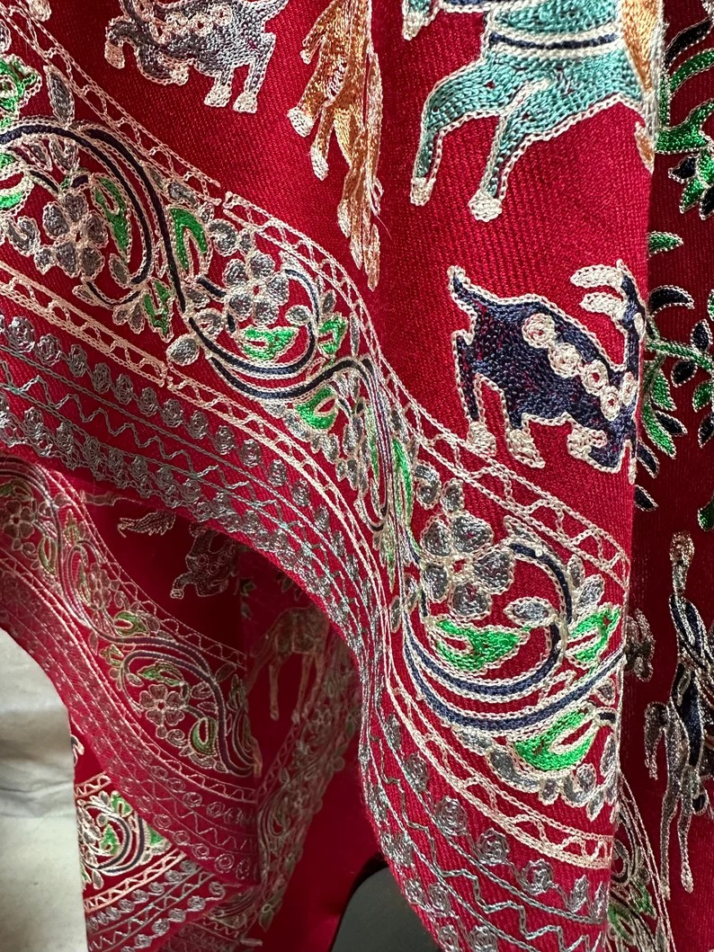 Shikargah Pictorial Kashmiri Ari Silk Thread
