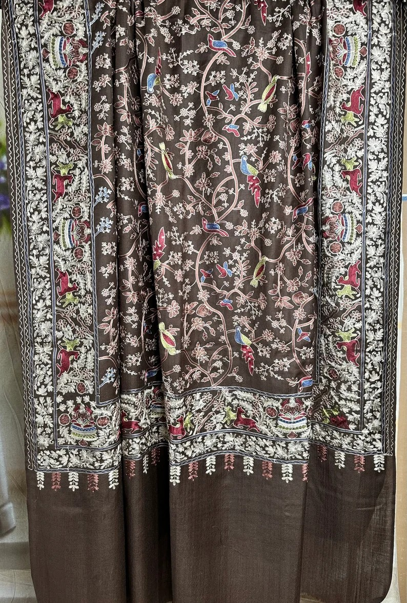 Pictorial Birds of Paradise Kashmiri Ari Silk Thread